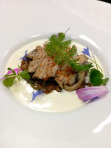 Ormeaux du menu dégustation avec des Produits frais et locaux de la cuisine du Roscanvec restaurant, chambres et salle de séminaire à Vannes